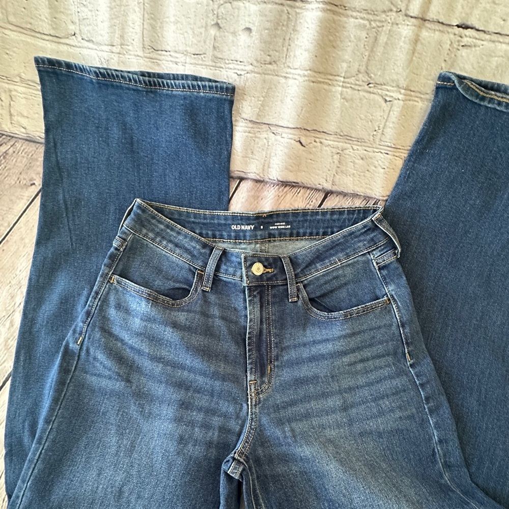 Old Navy Blue Straight Leg Jeans - Picture 2 of 6